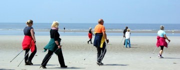 POMÁHA NORDIC WALKING ZVYŠOVAŤ DLHOVEKOSŤ?